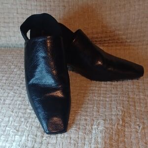 Tory Burch mello mules